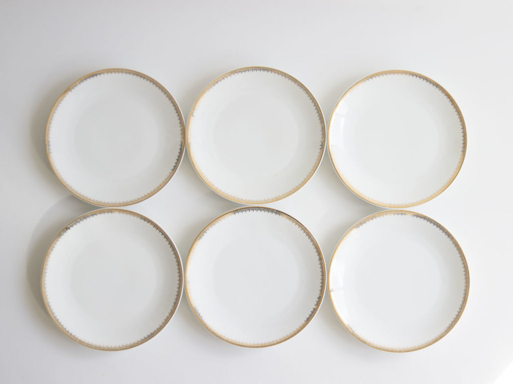 Lot de 6 assiettes à dessert en porcelaine