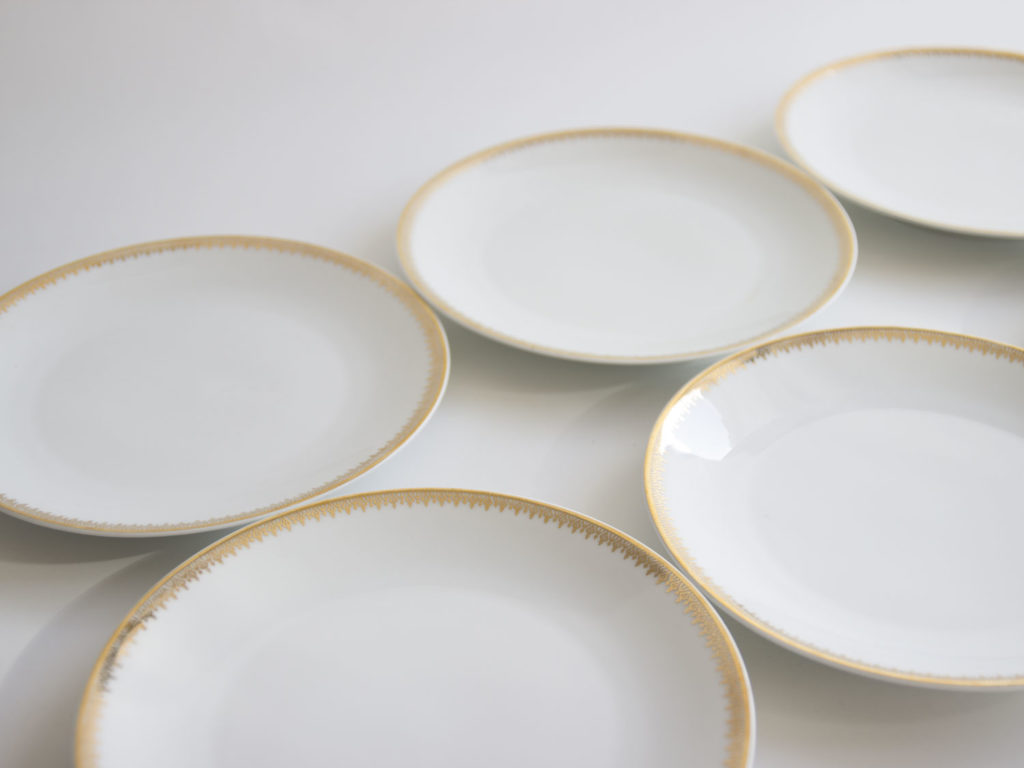 Lot de 6 assiettes à dessert en porcelaine