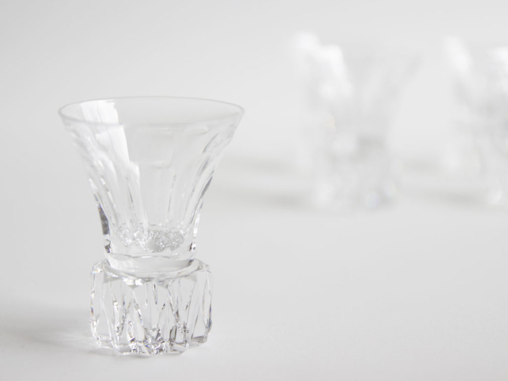 Lot de 9 verres à liqueur