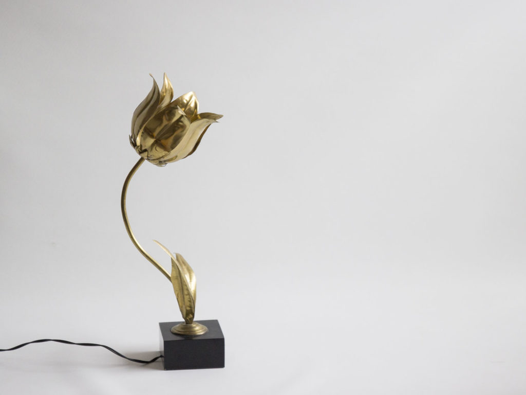 Lampe fleur en métal doré