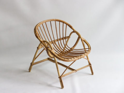 Fauteuil pour enfant en rotin
