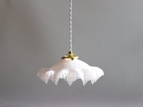 Suspension en verre de Clichy rose
