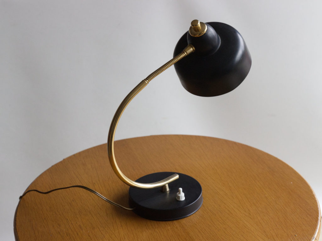 Lampe cocotte noire