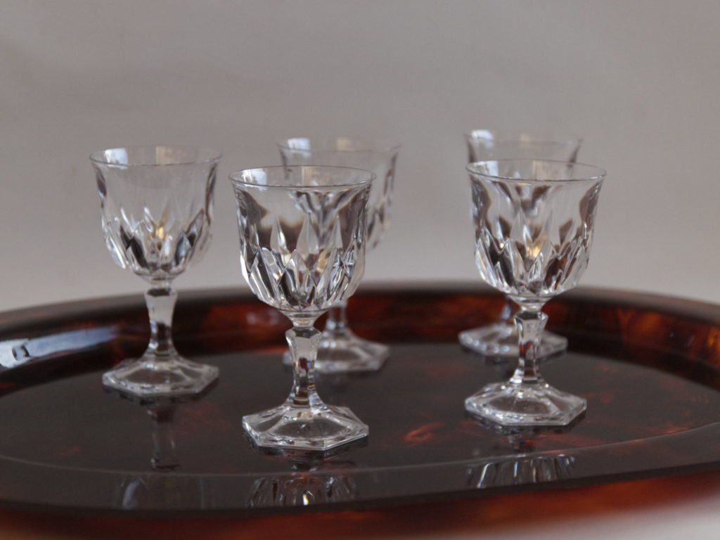 5 verres à pied en cristal