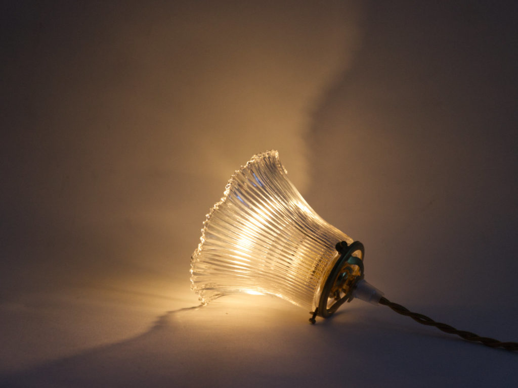 Baladeuse en verre Holophane