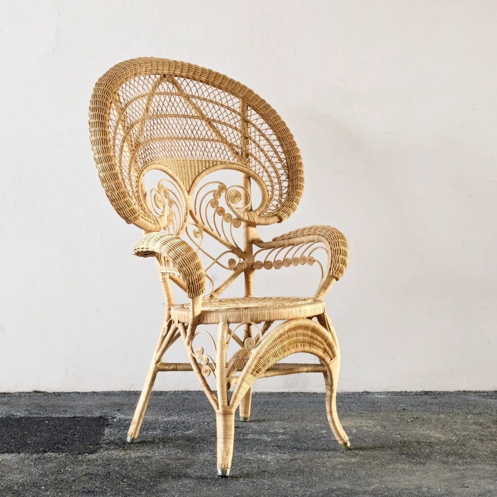 Fauteuil peacock en rotin