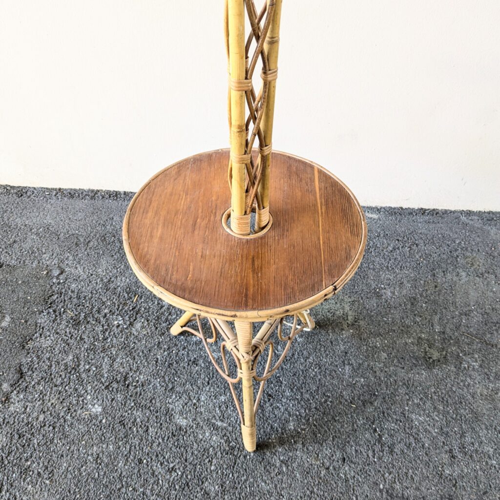 Lampadaire en rotin – Image 3