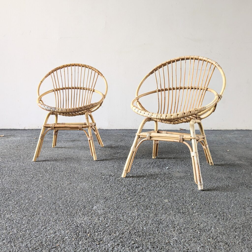 Paire de fauteuils en rotin – Image 2