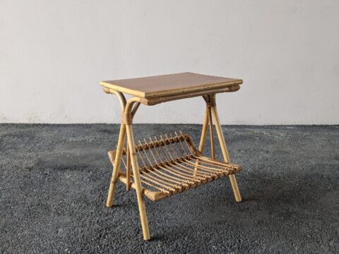 Table d'appoint en rotin