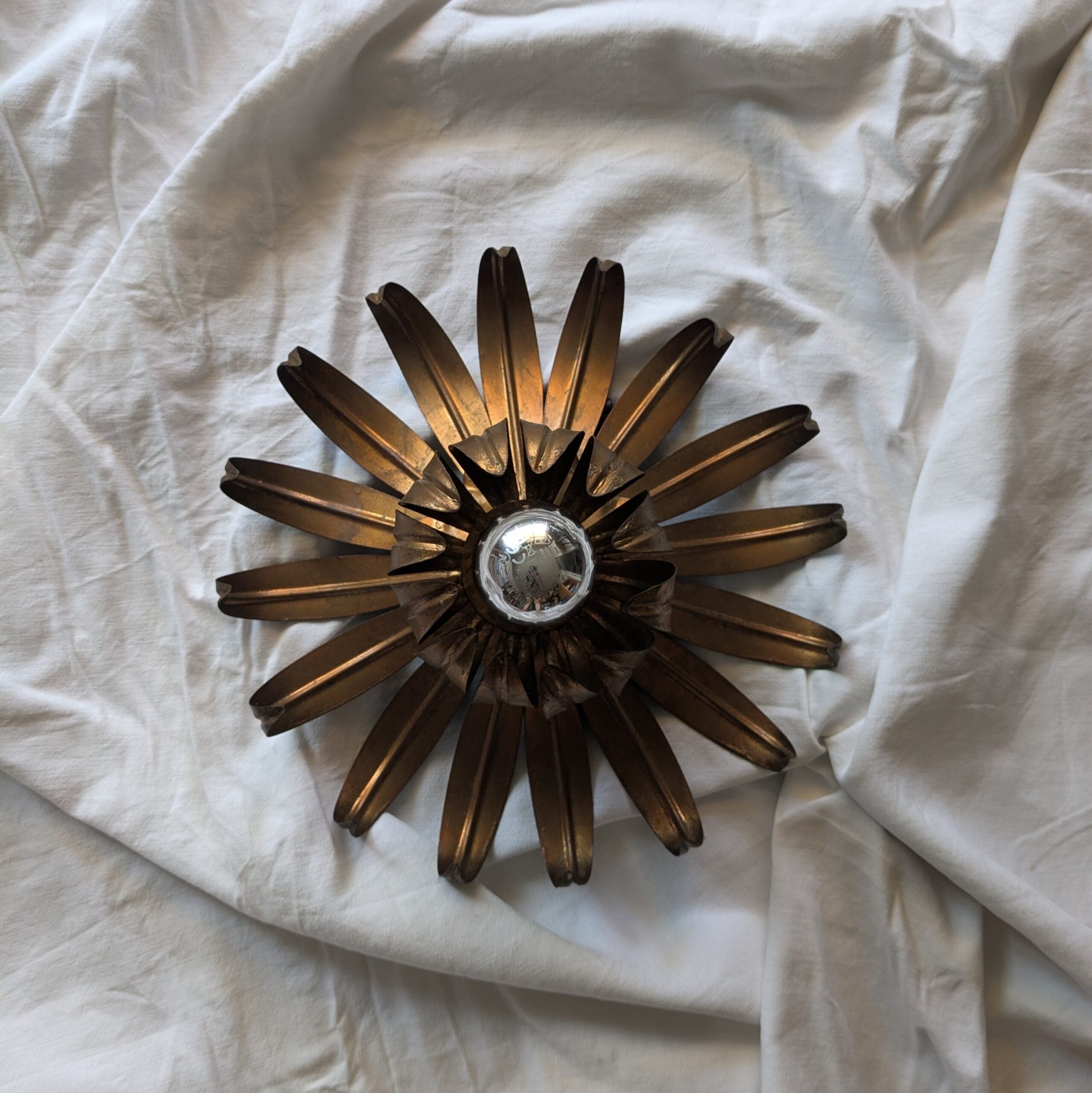 Applique dorée fleur