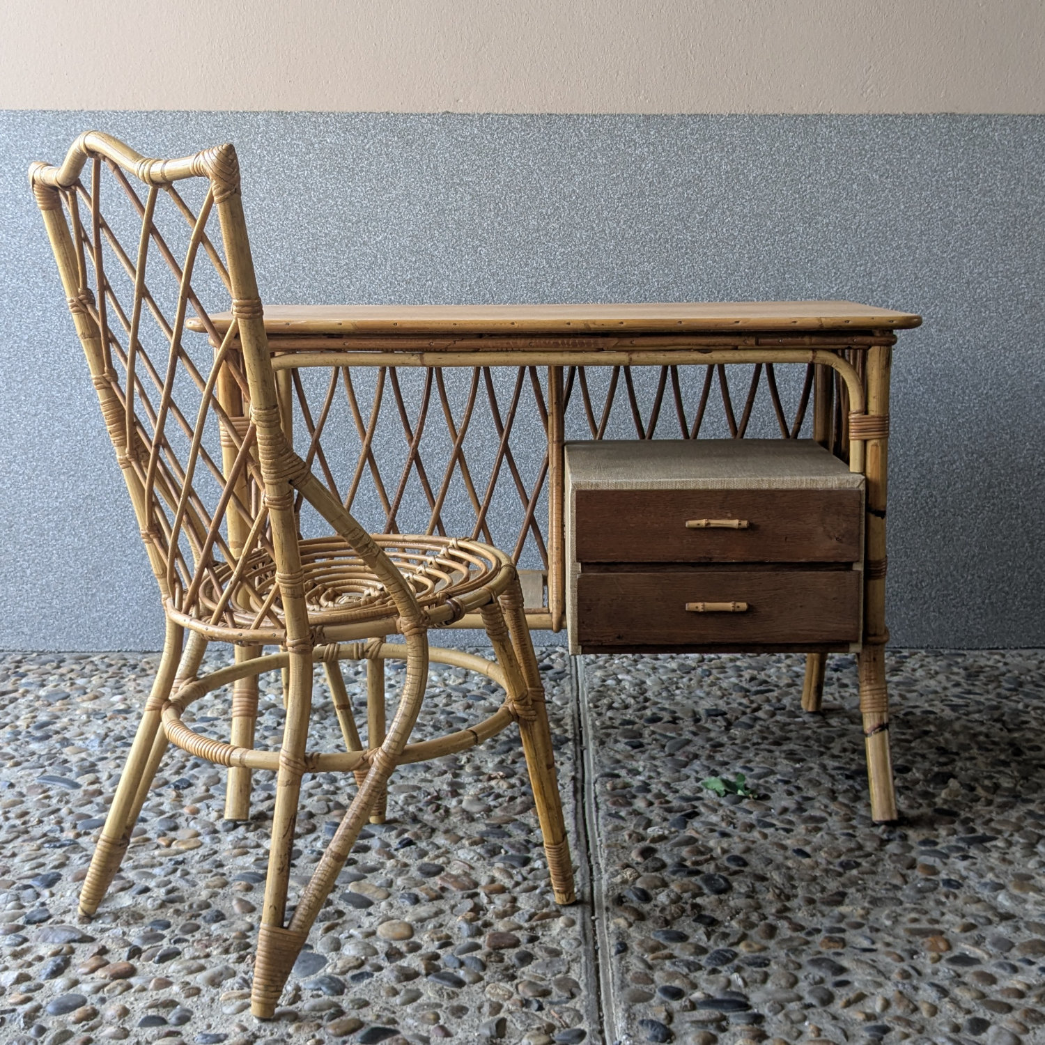 Bureau en rotin