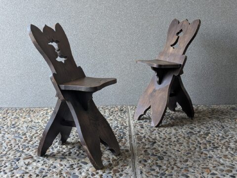 Paire de chaises rustiques
